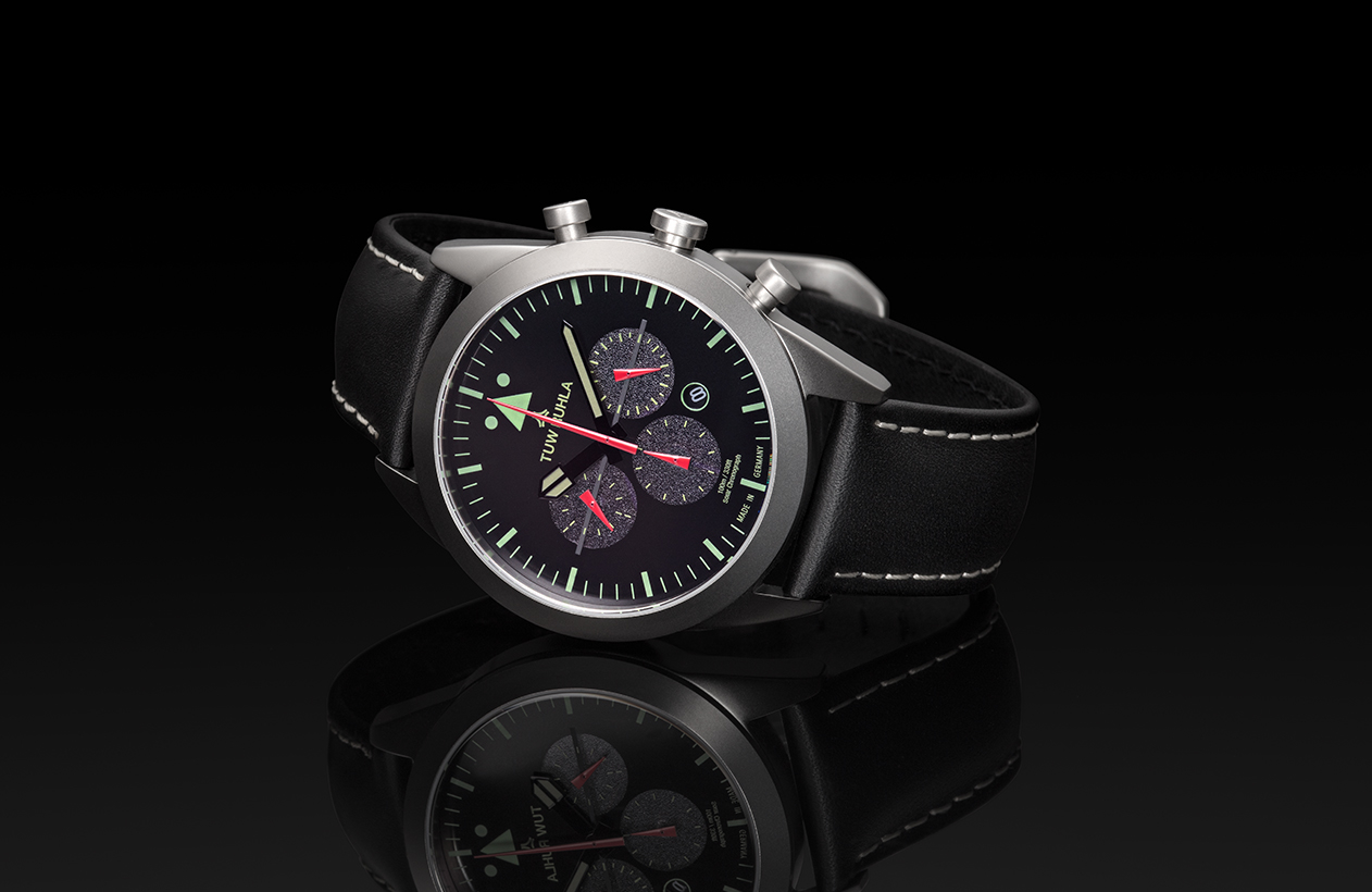 aviator-chronograph-1-2.jpg